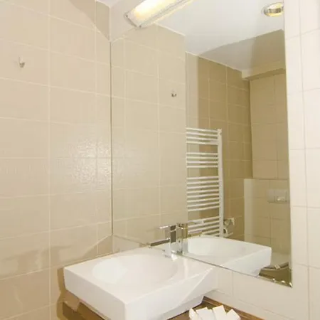 Hotel City Central דירה *
