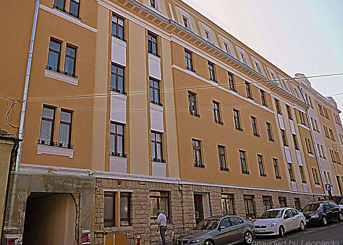 Apartament Hotel City Central *