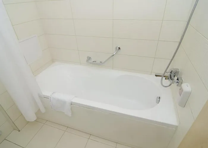 Hotel City Central *