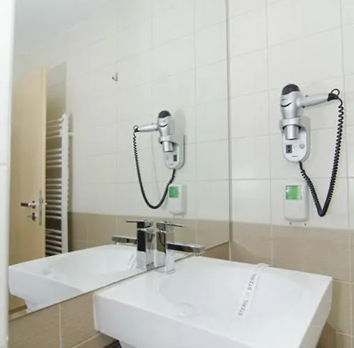 Apartament Hotel City Central *